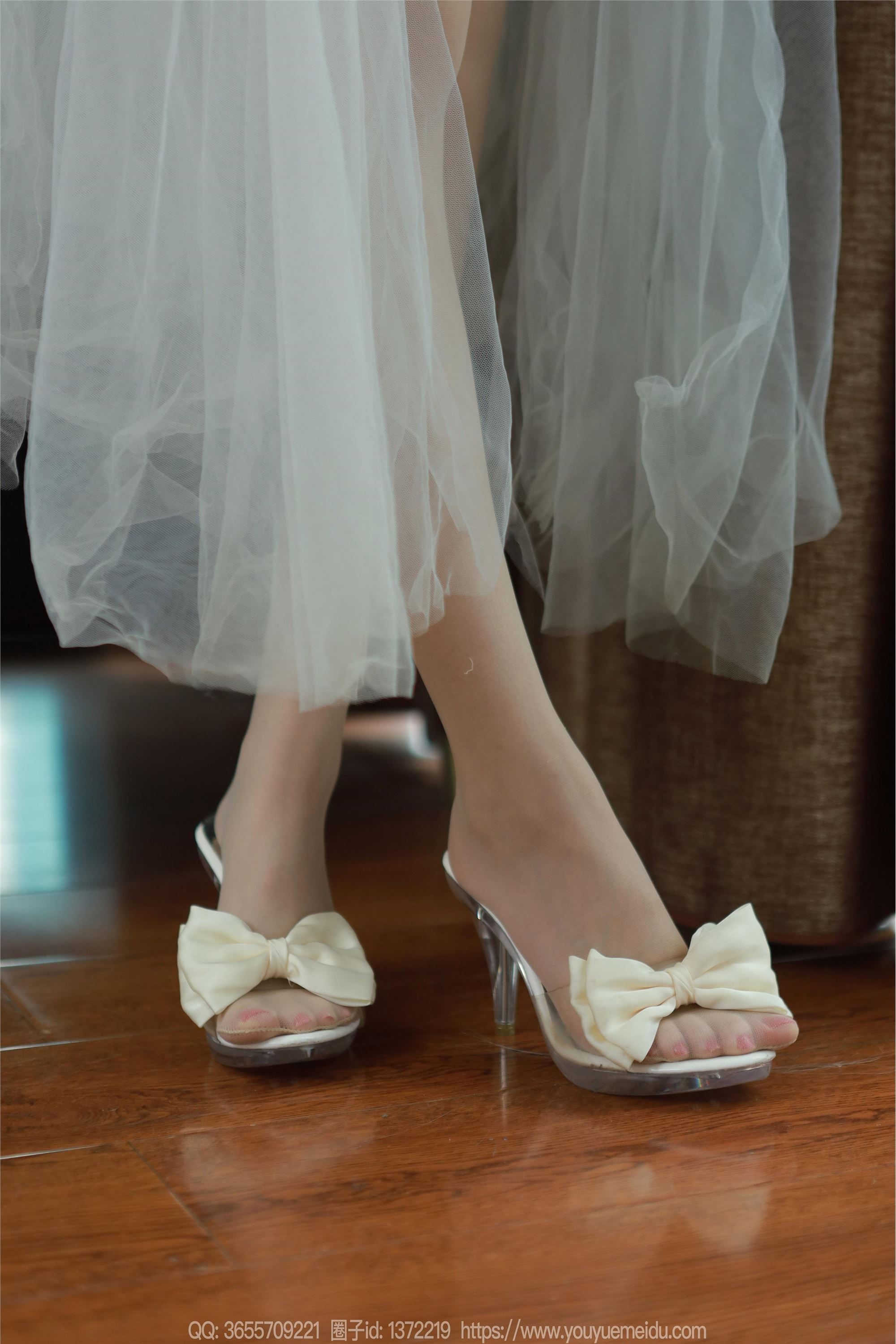 IESS异思趣向  2024.04.28 丝享家 1727 团团《长腿白纱》